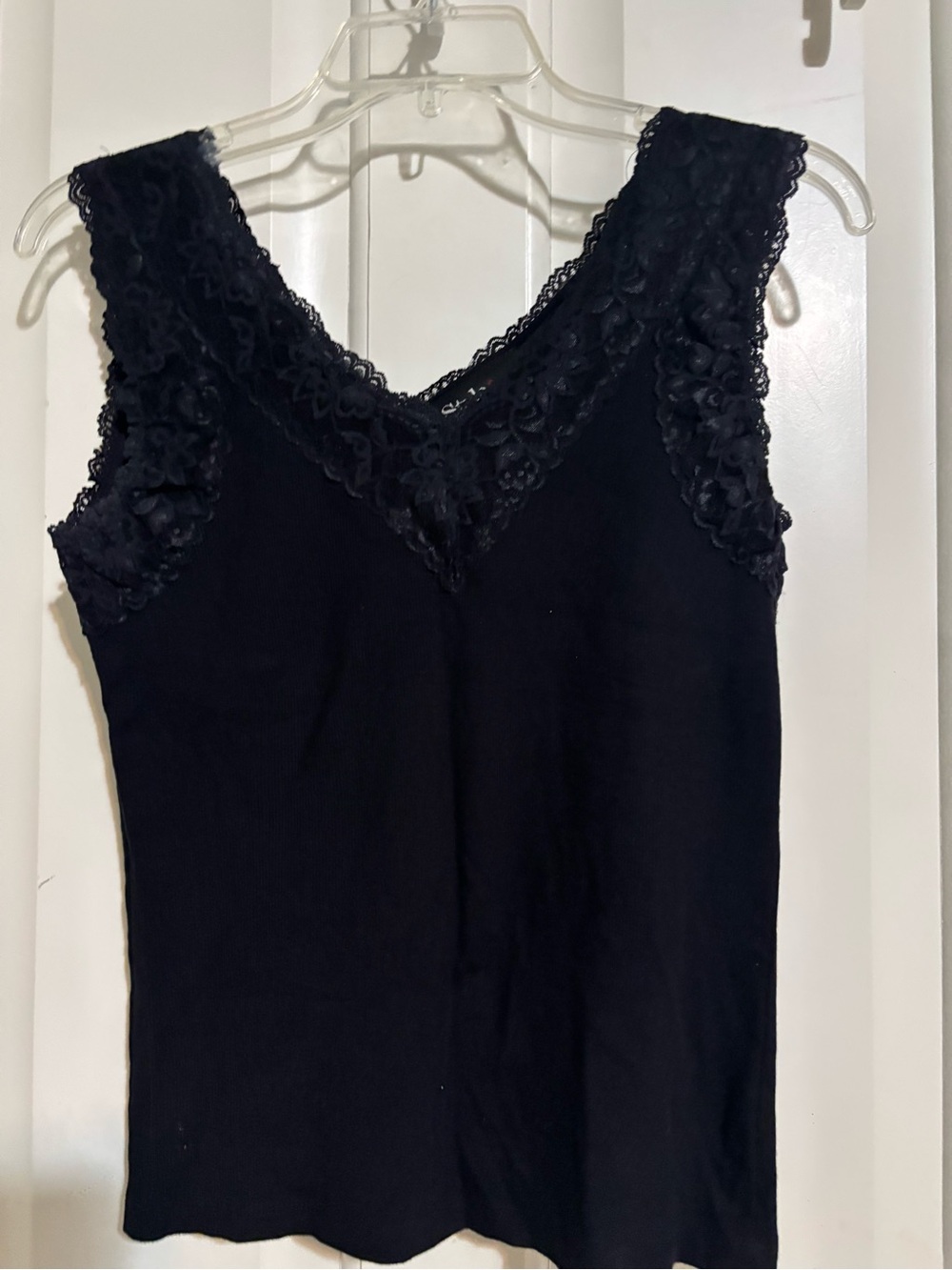 Black Lace Trim V-Neck Tank Top small